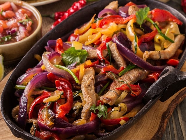 Carnitas fajita.