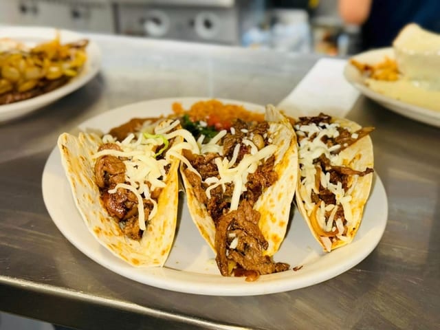 ?Tacos Al Carbon.